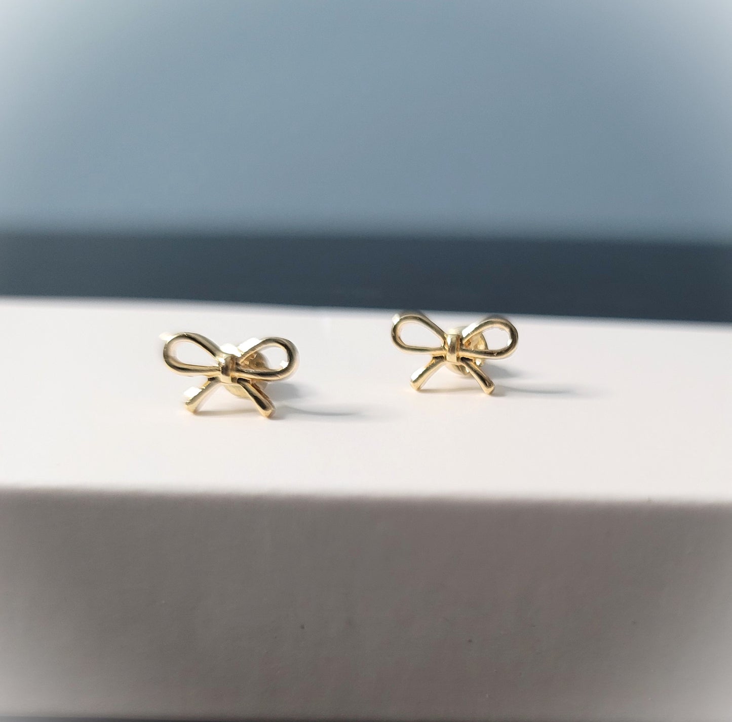 Lace Knot Elegant Stud Earrings