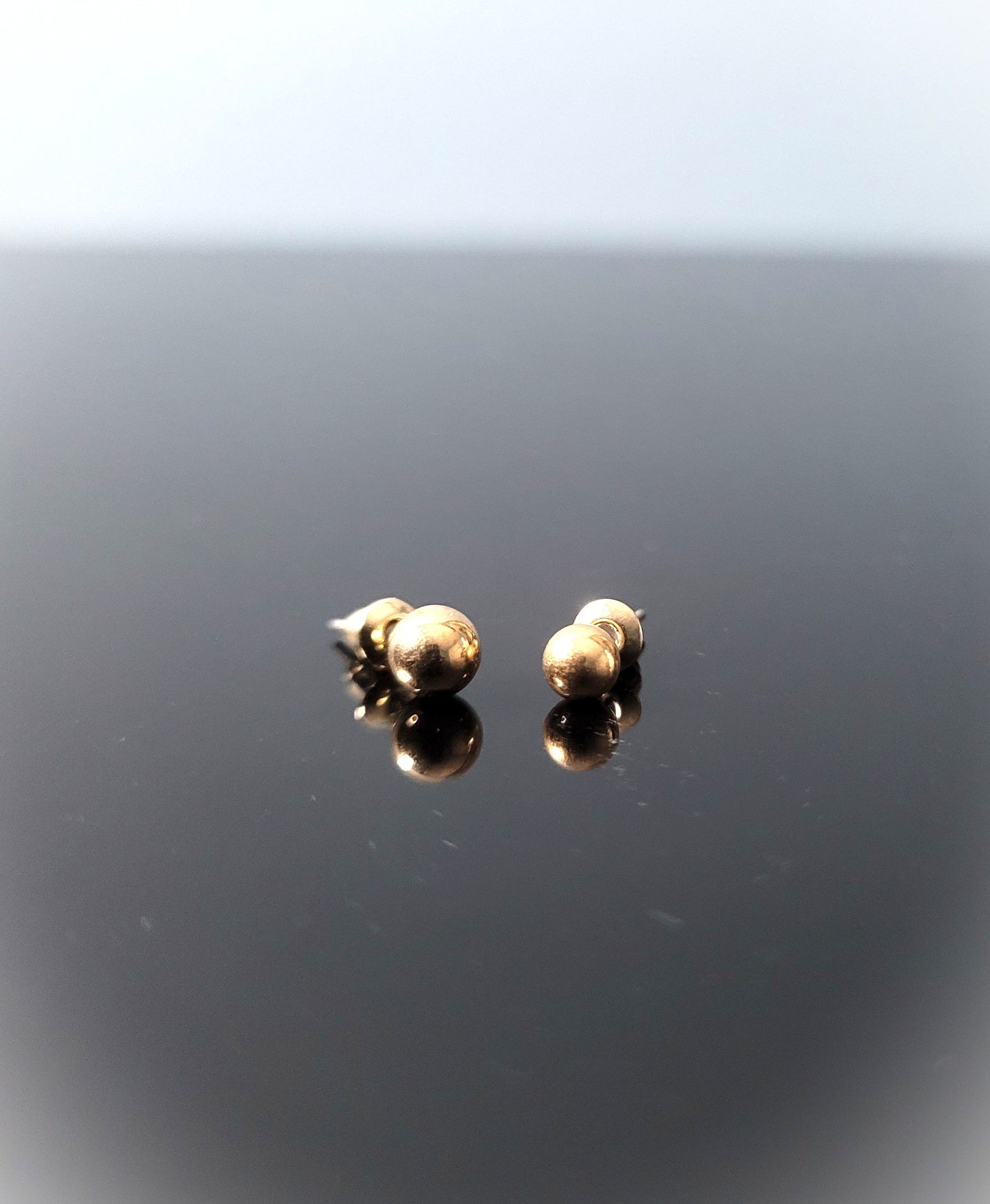 Gold Round Elegant Stud Earrings