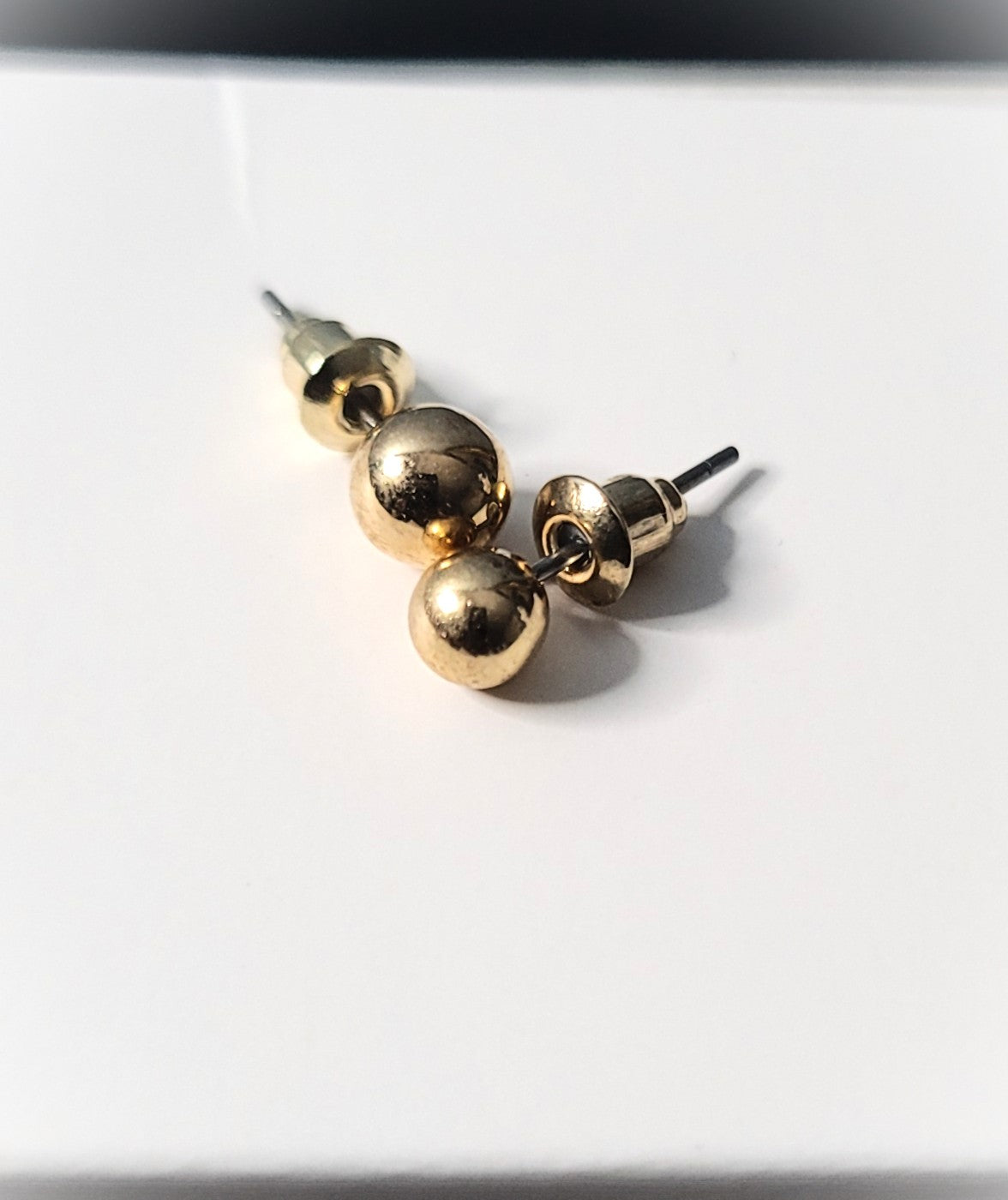Gold Round Elegant Stud Earrings