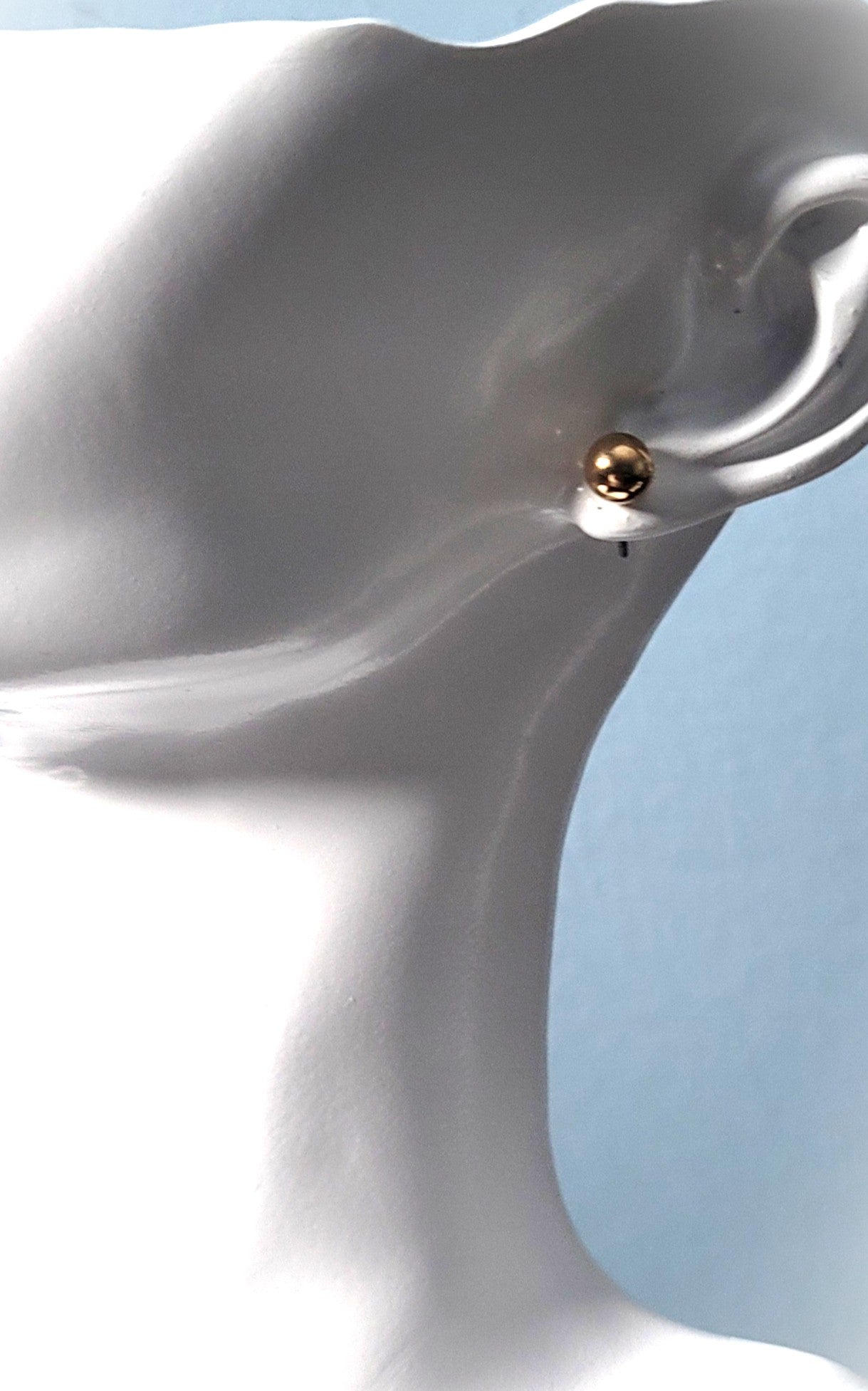 Gold Round Elegant Stud Earrings