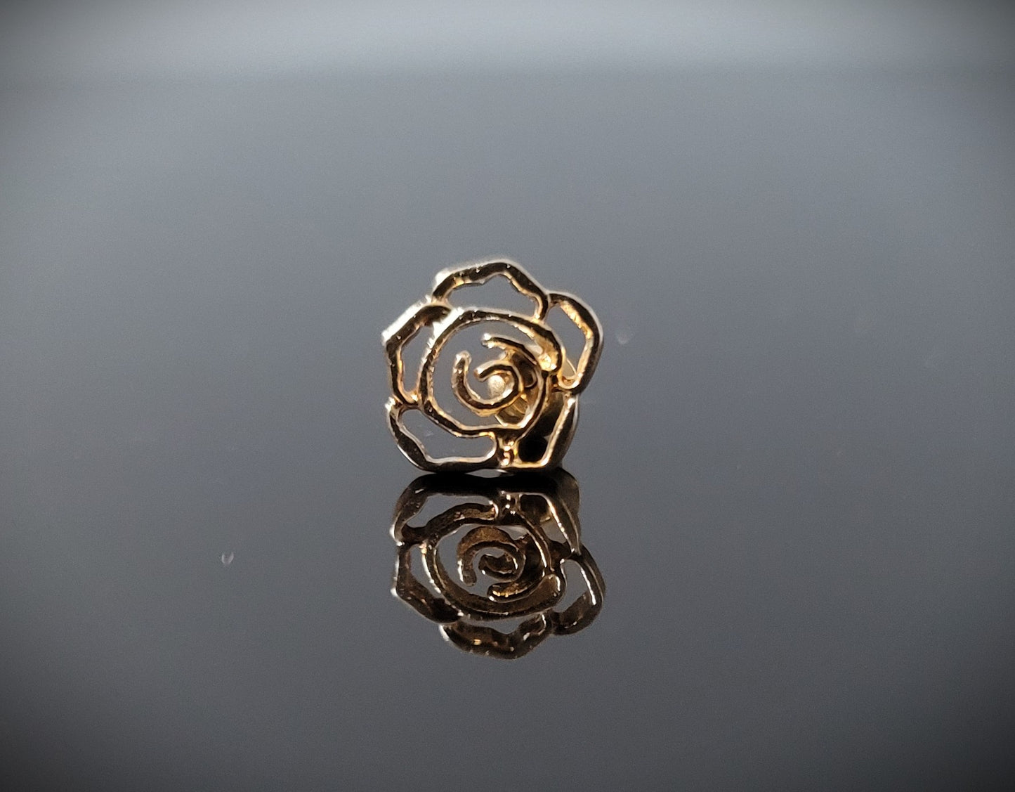 Rose of Gold Elegant Stud Earrings