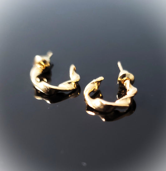 Petite Plain Hook Elegant Stub Earring