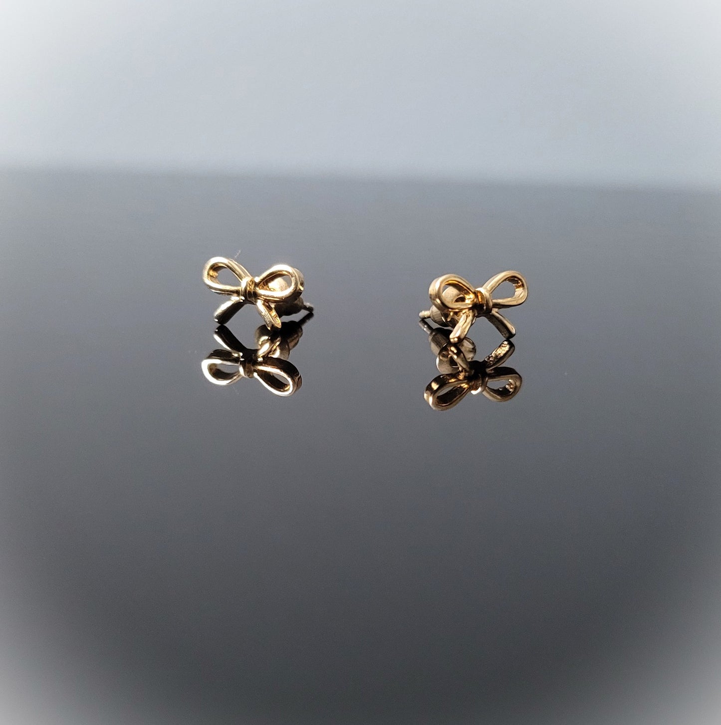 Lace Knot Elegant Stud Earrings