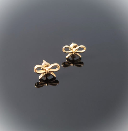 Lace Knot Elegant Stud Earrings