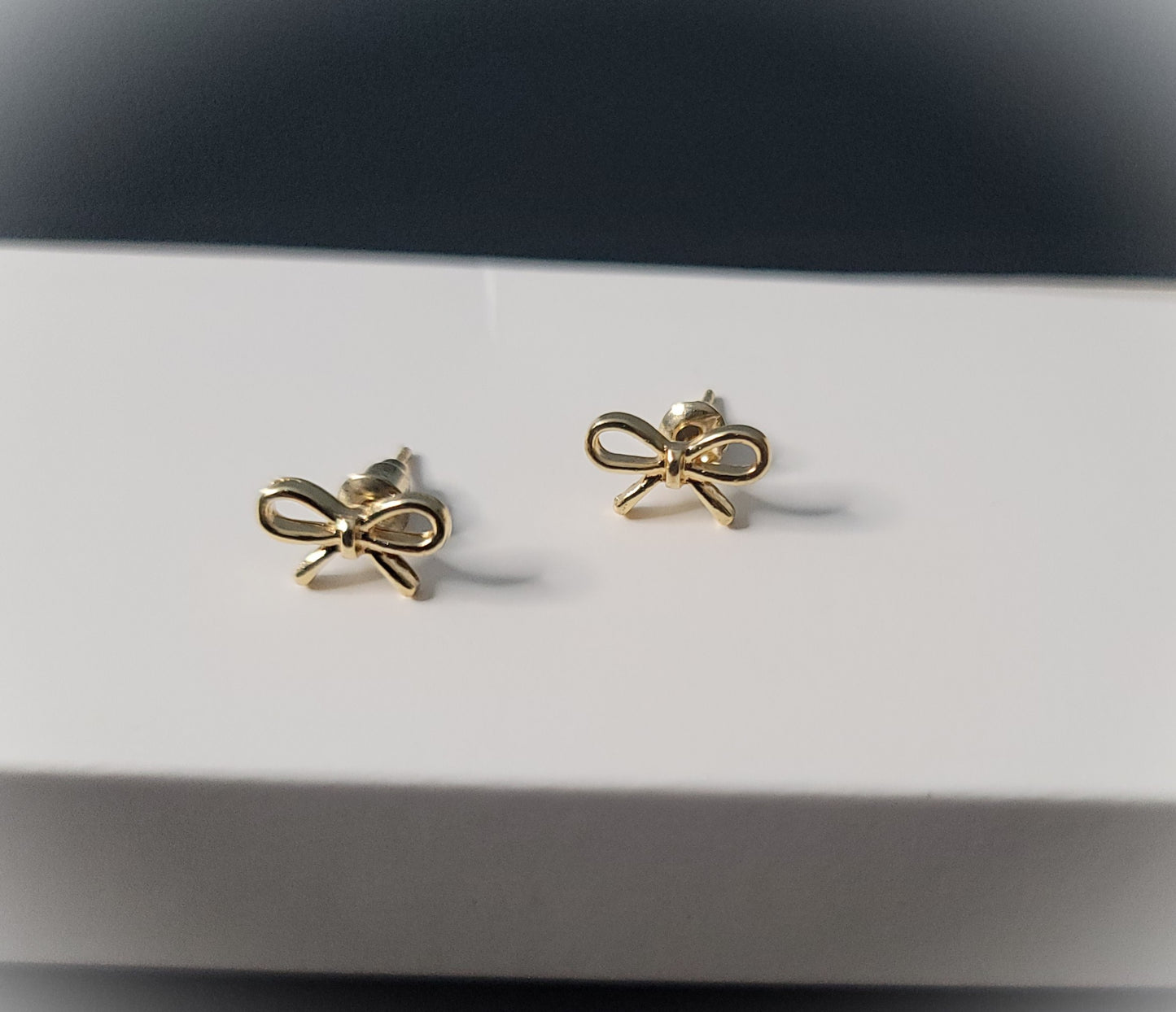 Lace Knot Elegant Stud Earrings