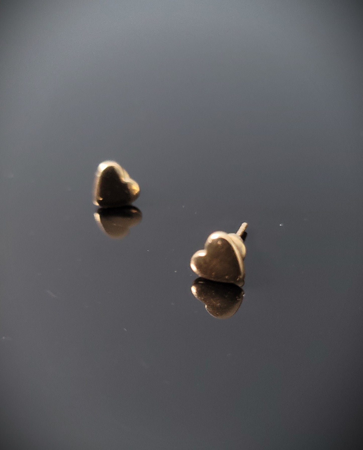 Hearts of Solid Stud Earrings