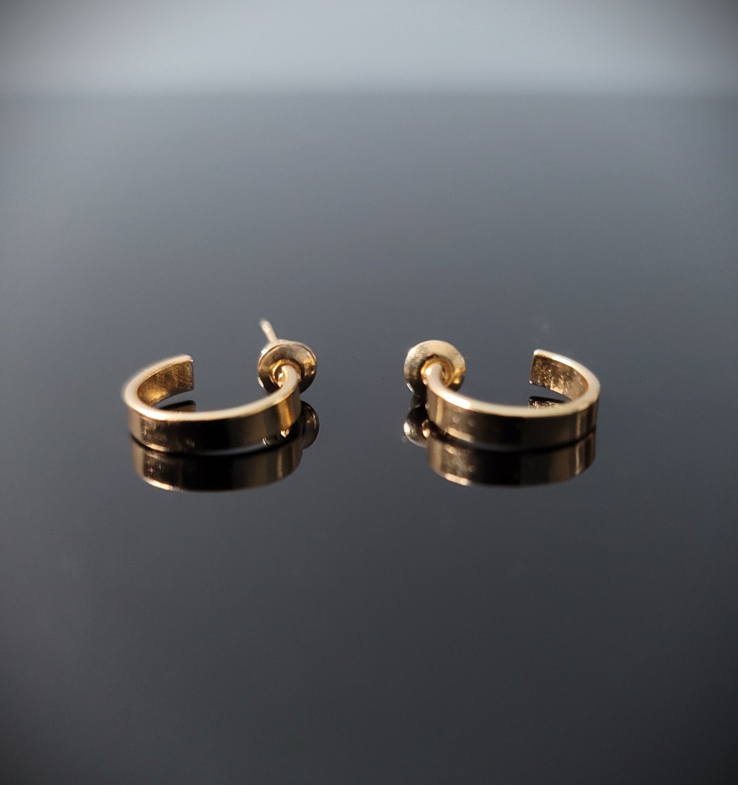 Hooked with A Hug Elegant Stud Earrings