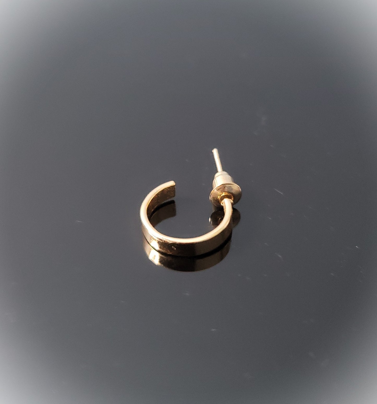 Hooked with A Hug Elegant Stud Earrings