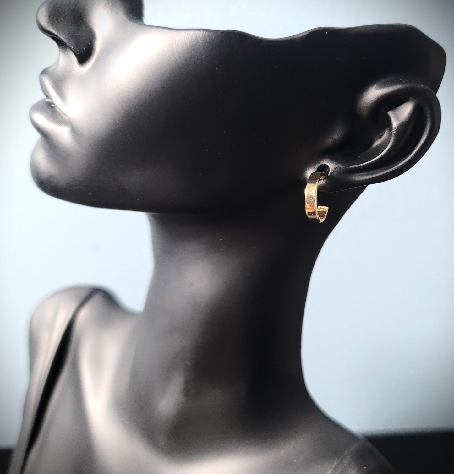 Hooked with A Hug Elegant Stud Earrings