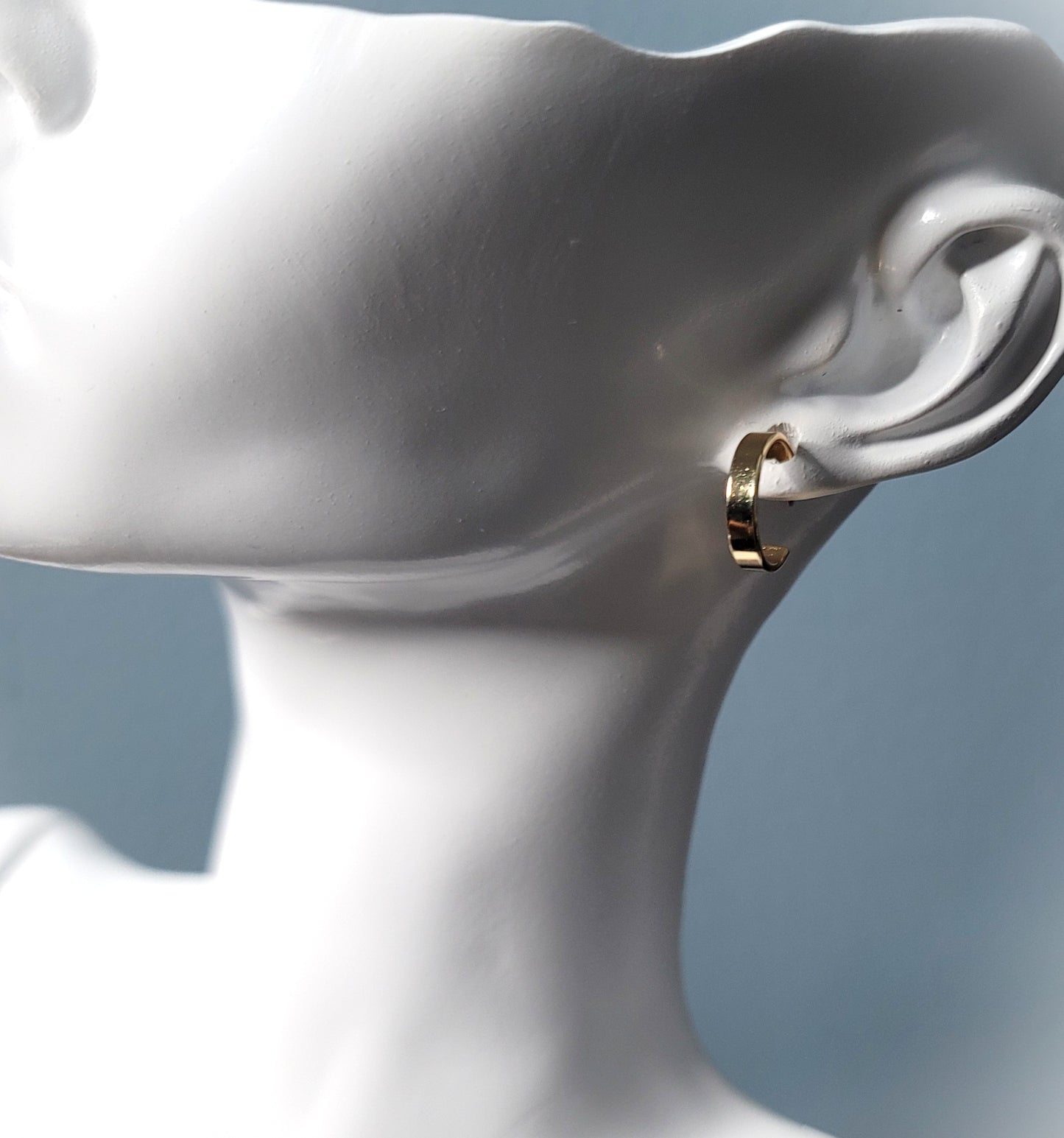 Hooked with A Hug Elegant Stud Earrings