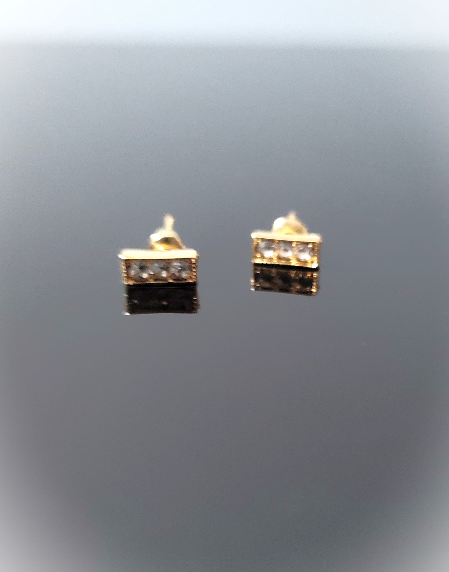 Bright Future Elegant Stud Earrings