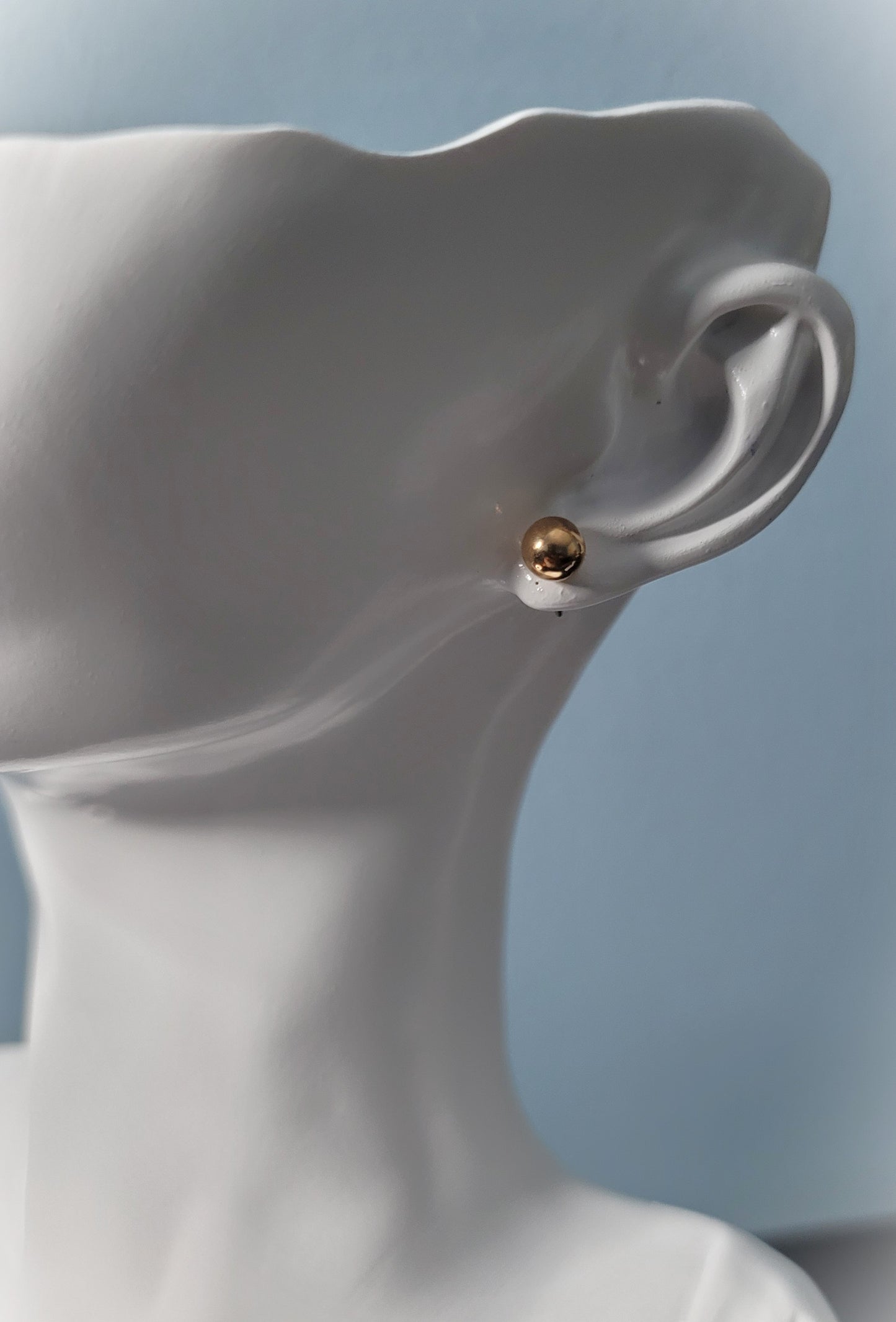 Gold Round Elegant Stud Earrings