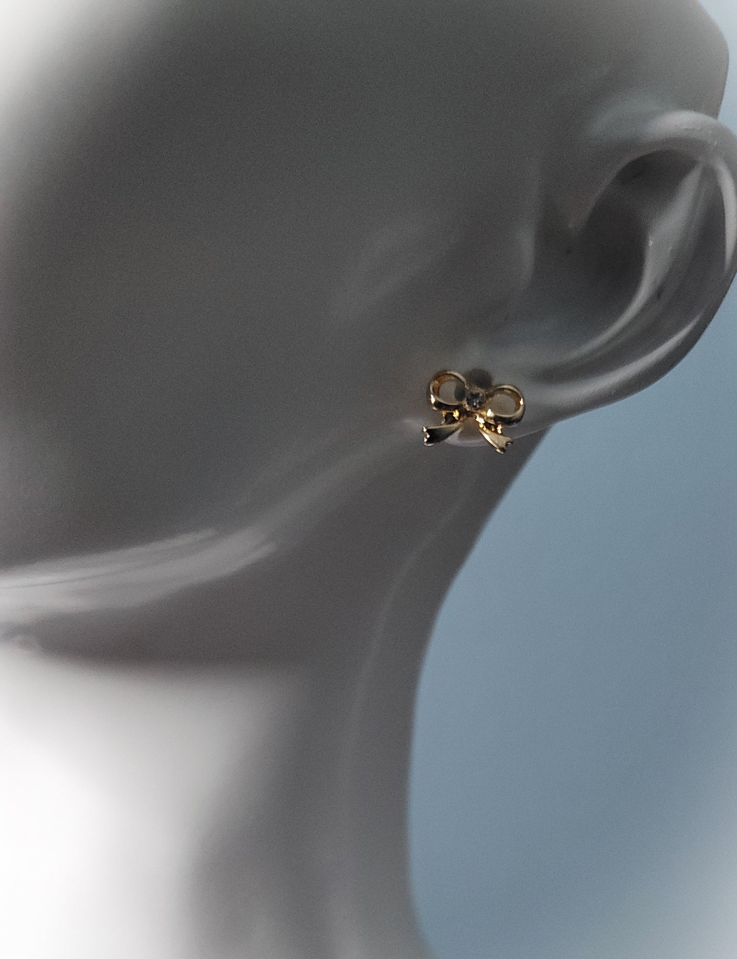Gift Bow with Center Rhinestone Elegant Stud Earring